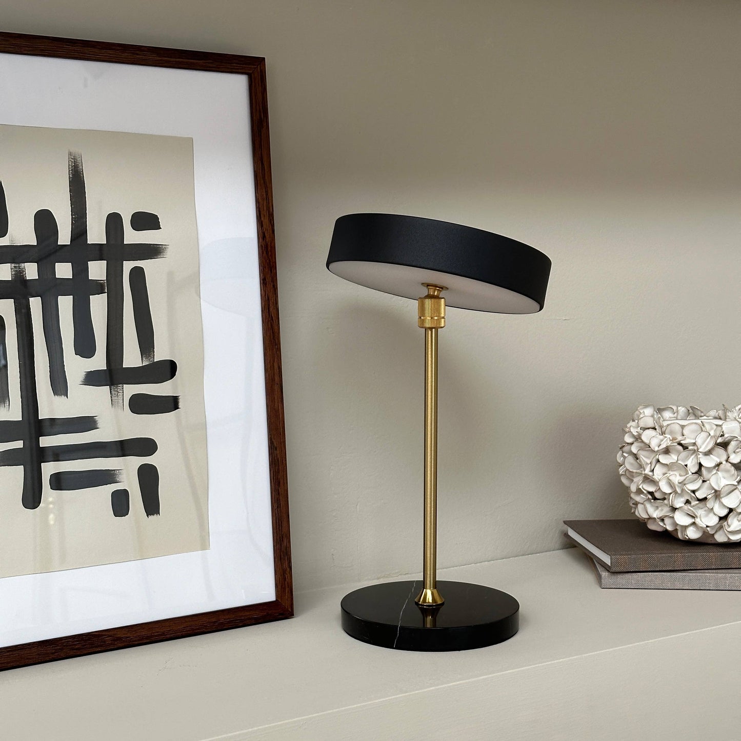 Moonlight bordslampa trådlös, svart marmor