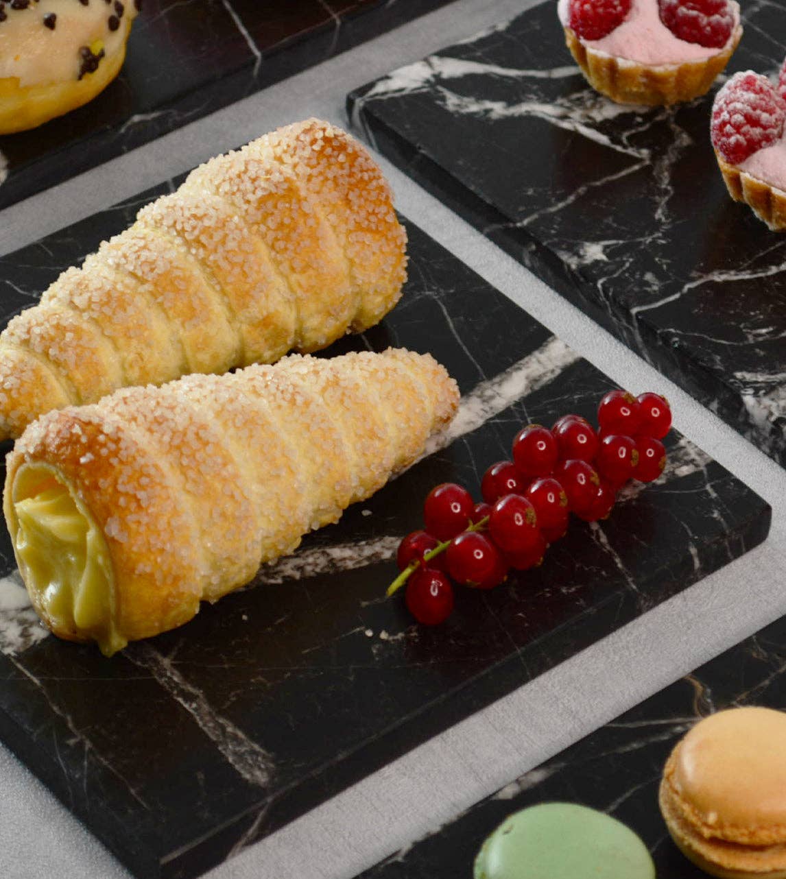 SVART MARMOR FYRKANTIG TALLRIK