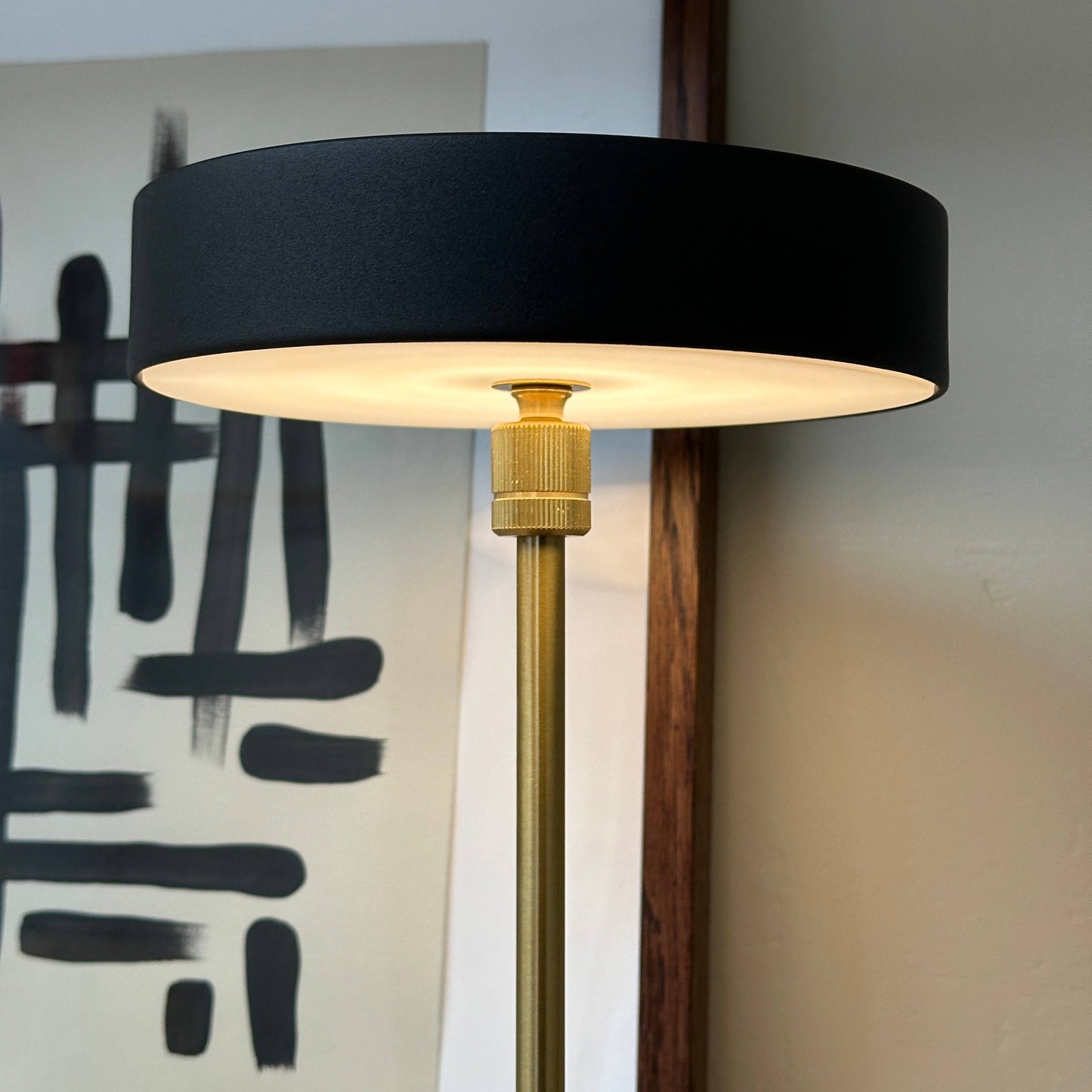 Moonlight bordslampa trådlös, svart marmor