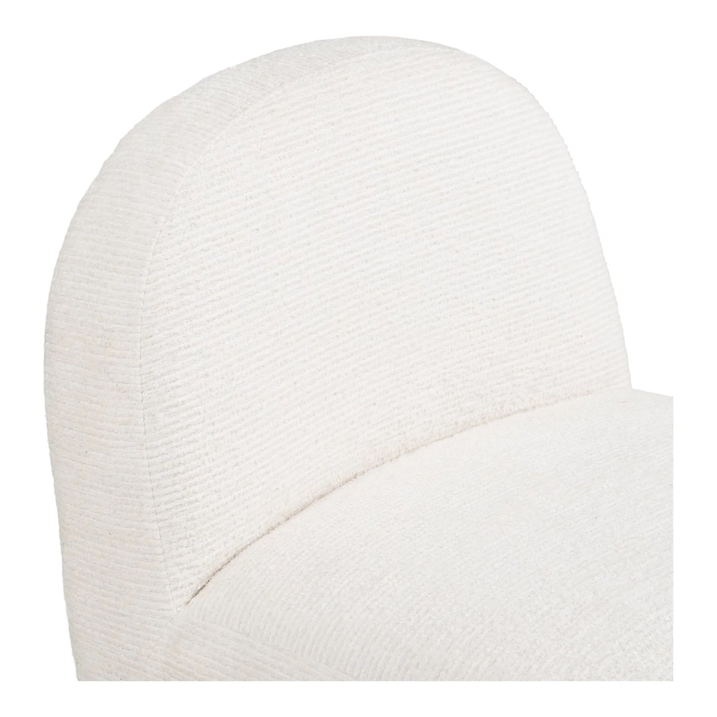 Milo Loungefåtölj i off-white, närbild