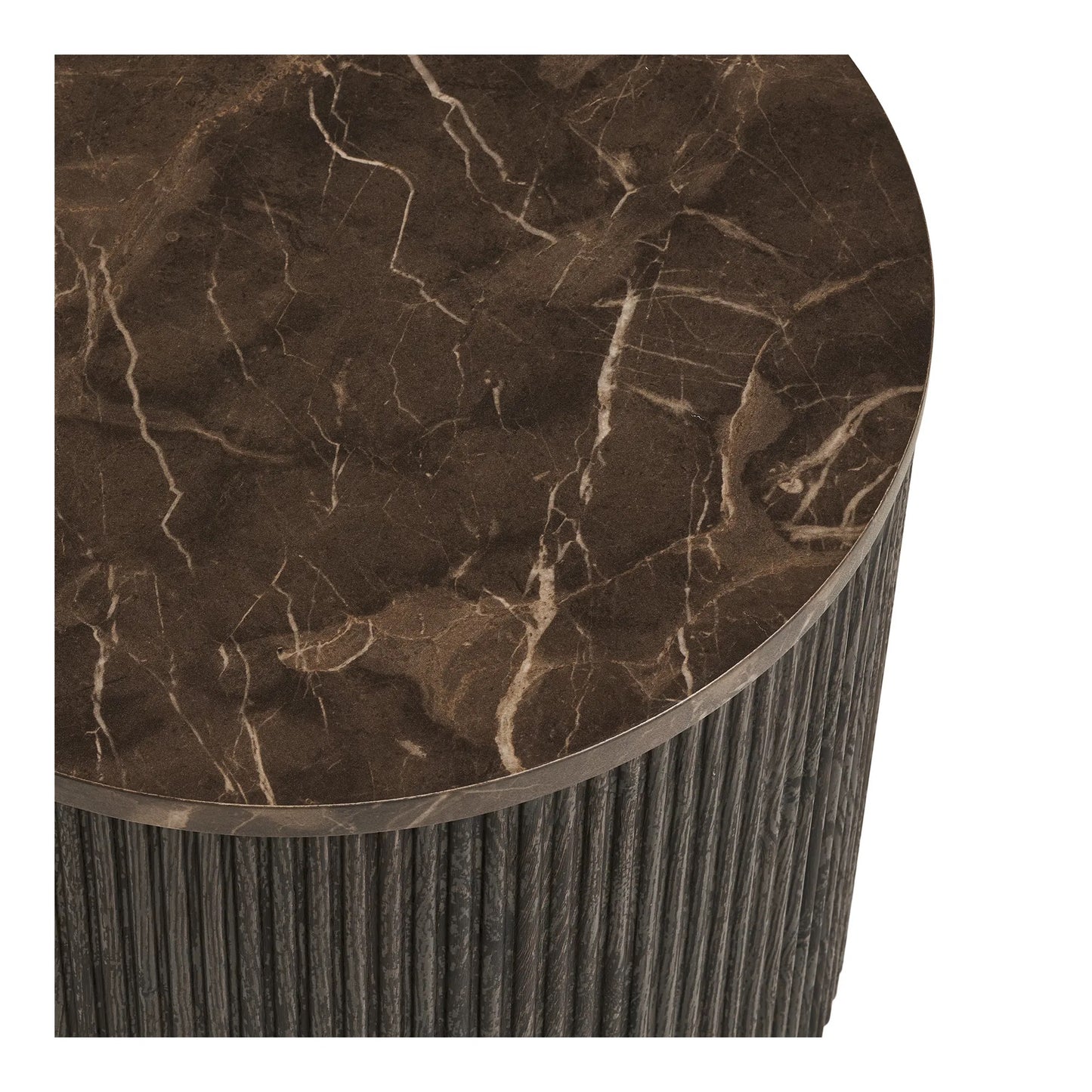 Ovanifrån vy av Rota sidobord, marmorerad yta